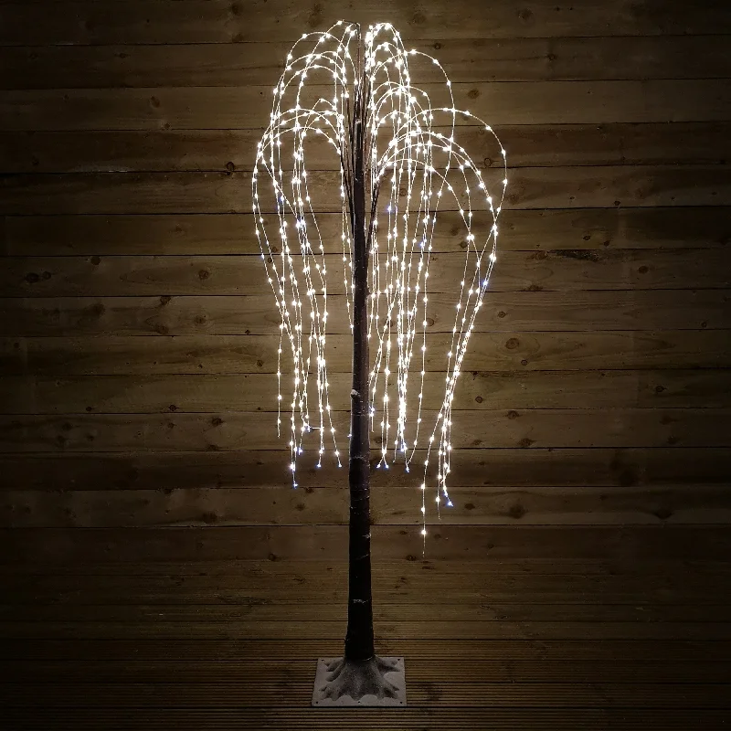 Christmas Countdown 180cm Brown Flocked Willow Tree 600 LED Warm White Garden Christmas Decoration Christmas Countdown 180cm Brown Flocked Willow Tree 600 LED Warm White Garden Christmas Decoration