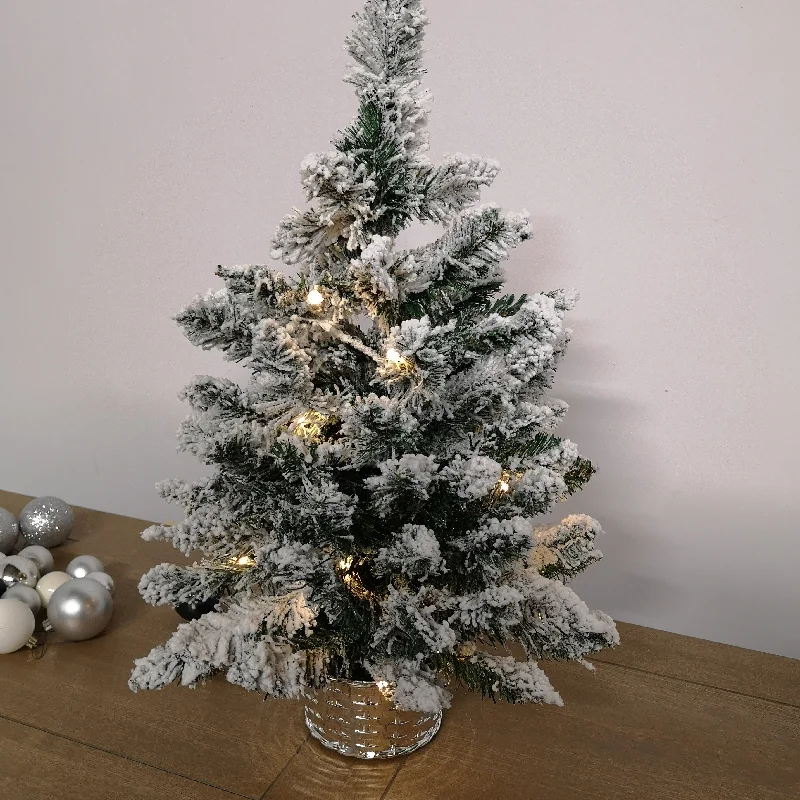 Christmas Snowflakes 2ft (60cm) Pre Lit Battery LED Snow Flocked Miniature Christmas Tree with Timer Christmas Snowflakes 2ft (60cm) Pre Lit Battery LED Snow Flocked Miniature Christmas Tree with Timer