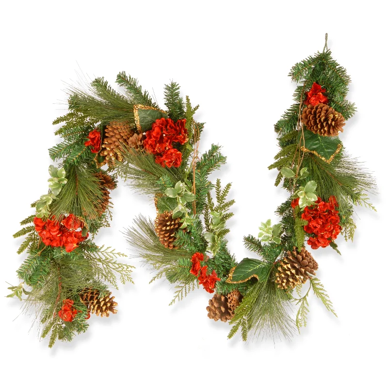Snowy Christmas 6 ft. Hydrangea Pine Garland