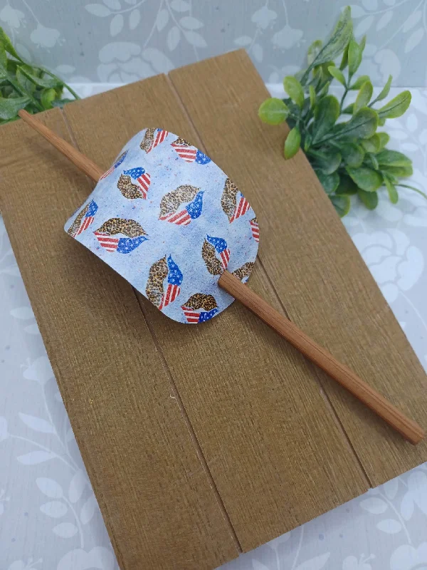 Christmas Enchanted Night Sky American Flag & Leopard Lips Ponytail Accessory w/ Brown Hair Stick Christmas Enchanted Night Sky American Flag & Leopard Lips Ponytail Accessory w/ Brown Hair Stick