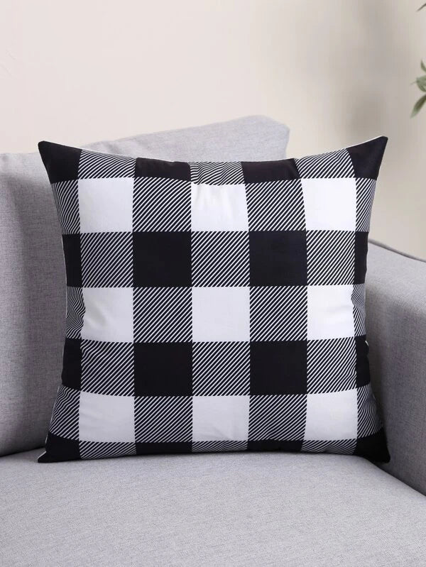 Christmas Traditional Holiday Feasts Black & White Plaid Pillow Cover