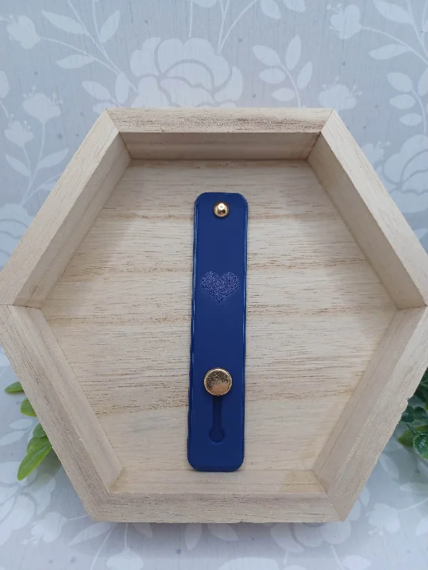 Christmas Dreamy Snowfall Dark Blue w/ Heart Strip Mobile Phone Accessory