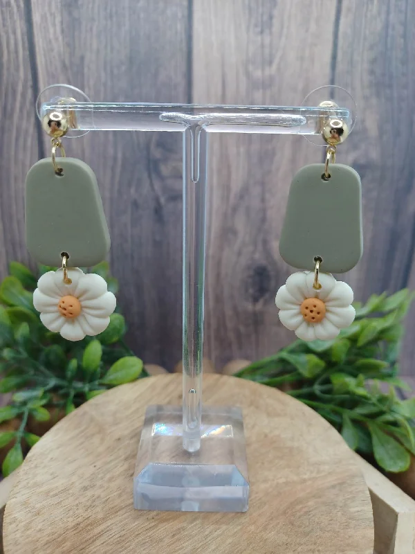 Christmas Snowy Mountains Green Clay Style Earrings w/ Daisy