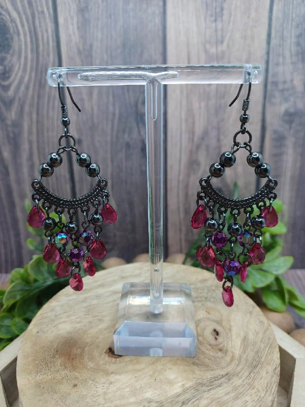 Christmas Dreamy Festive Vibes Gunmetal Earrings w/ Hot Pink & Oil Spill Beading