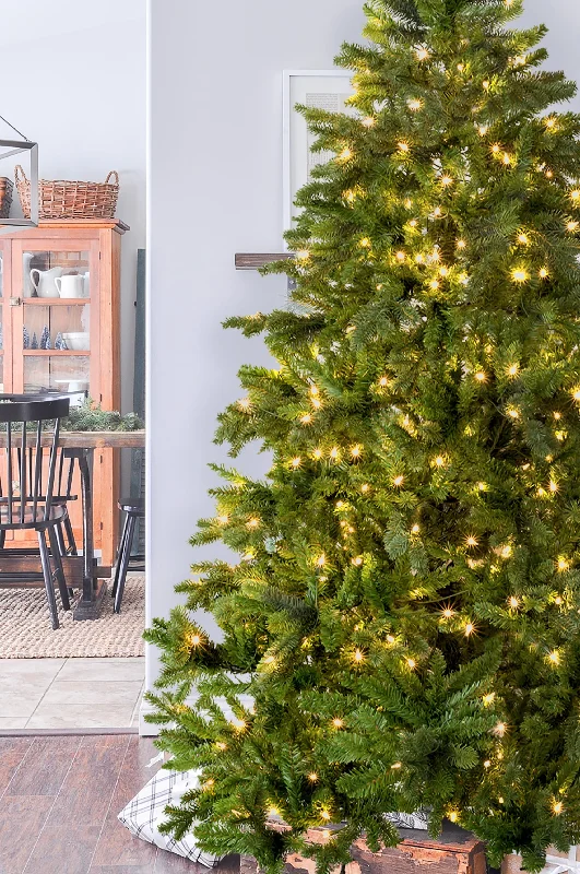 Christmas Centerpiece Prelit Calgary Spruce Christmas Tree with Warm White Lights