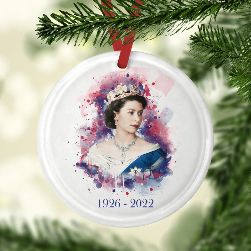 Christmas Night Queen Elizabeth II Memorial Glass Bauble