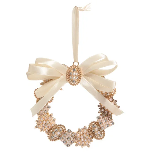 Christmas Dreamy Snowfall Ornament - Vintage Brooch Wreath