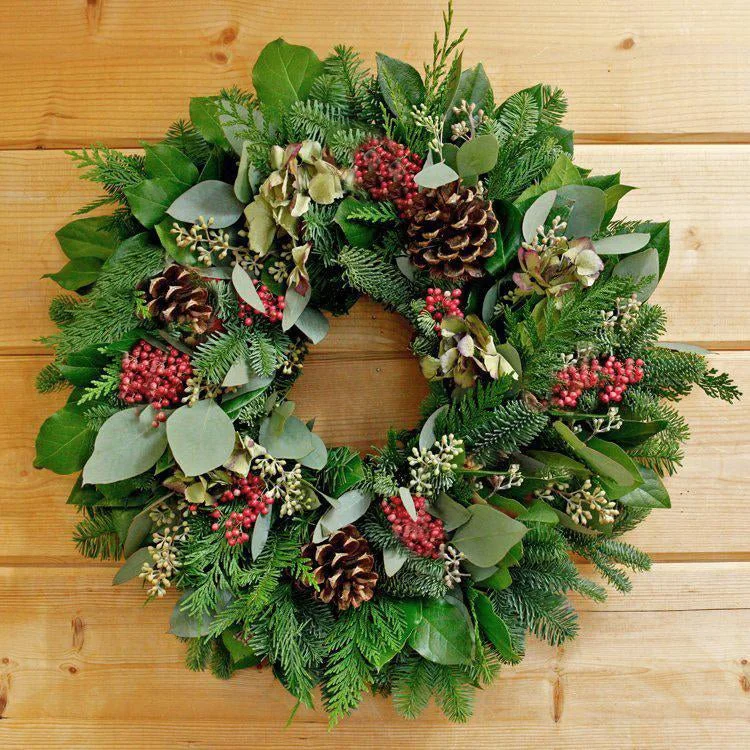 Pine Cone Holiday Wreath